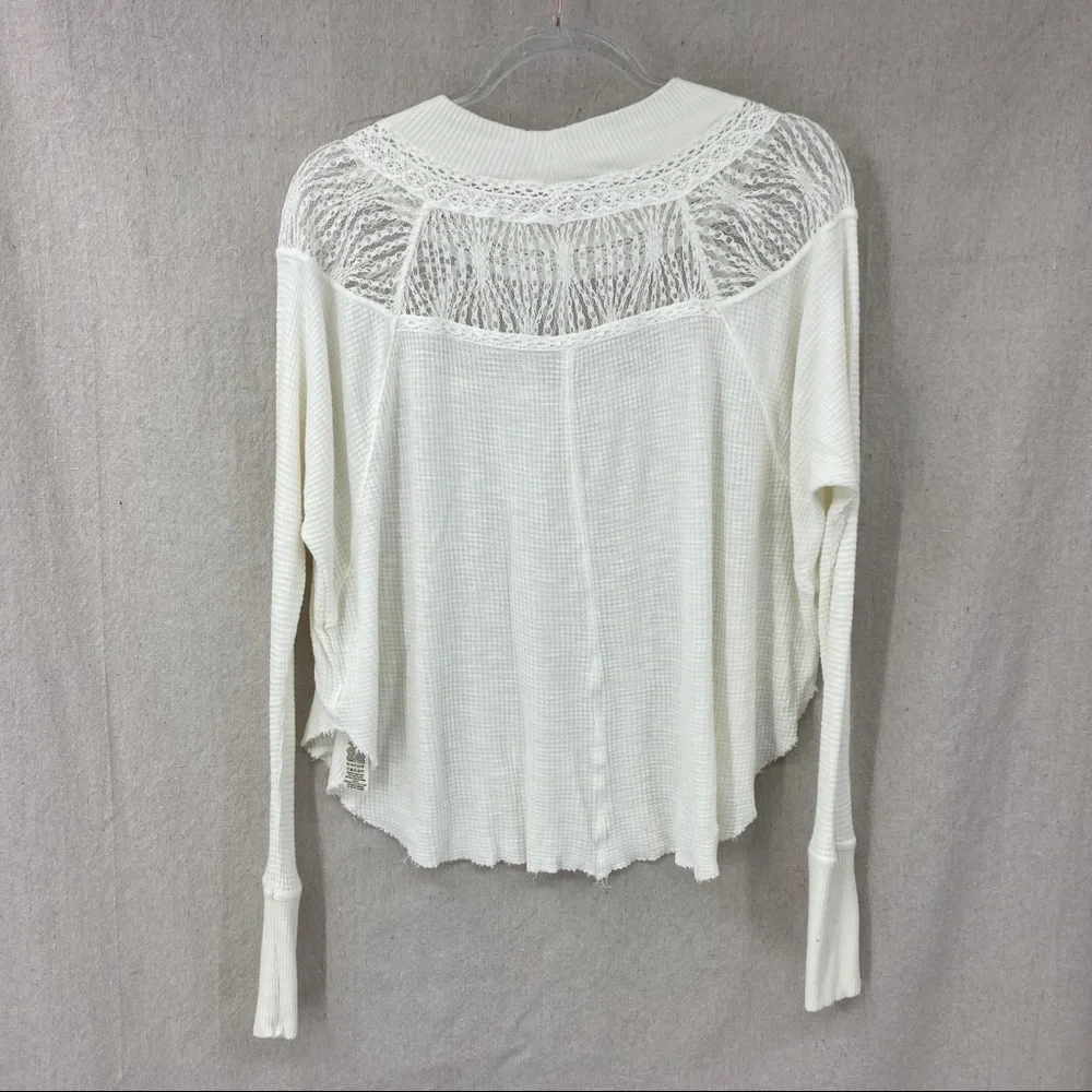 Free people Spring Valley ivory lace yolk trim thermal long sleeve top Size XS